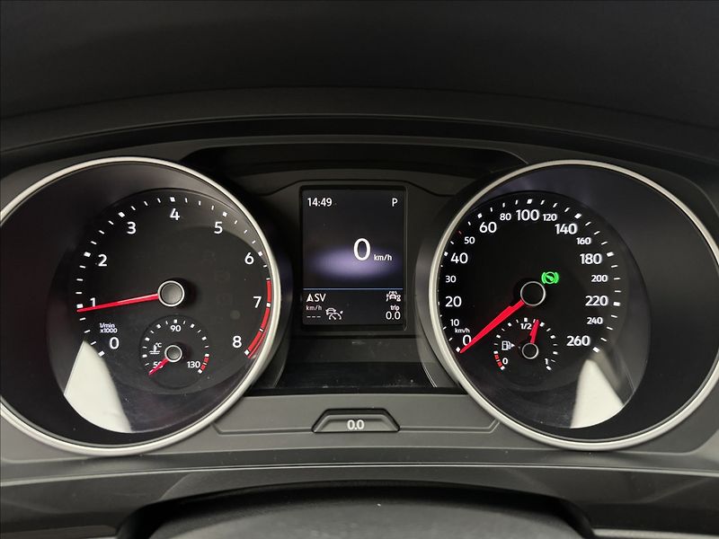 Volkswagen Tiguan 1,5 TSi DSG HUD KAMERA TAŽNÉ - fotka 12 z 50