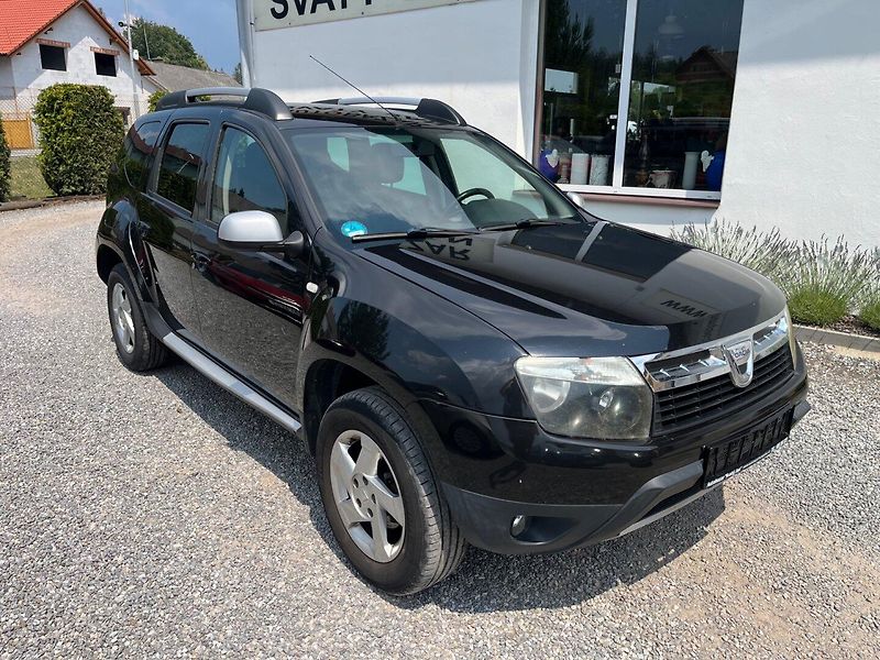 Dacia Duster (2010) 1.6 16 V  4x4 - fotka 1 z 28