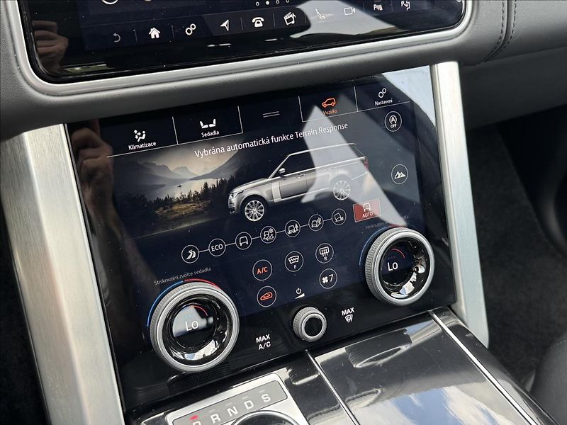 Land Rover Range Rover 5,0 S/C V8 Autobiography AWD Č - fotka 28 z 39