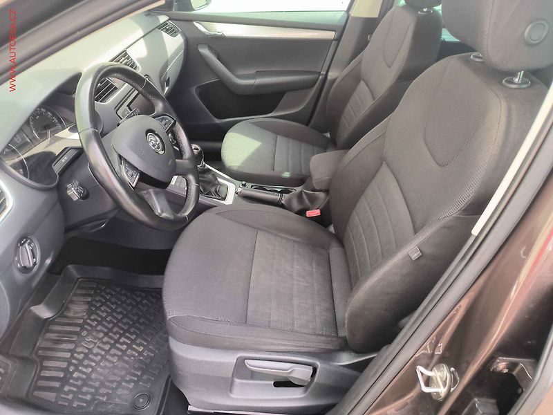 Škoda Octavia (2013) 1.8 TSi, Elegance, bixen, TZ - fotka 9 z 21