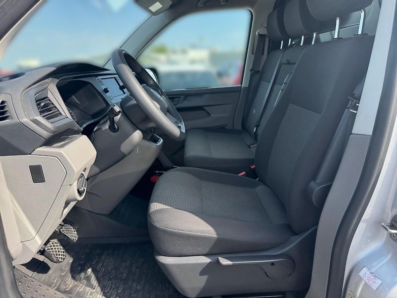 Volkswagen Transporter (2022) COMBI T6 2.0TDI 110kW CZ DPH - fotka 7 z 11