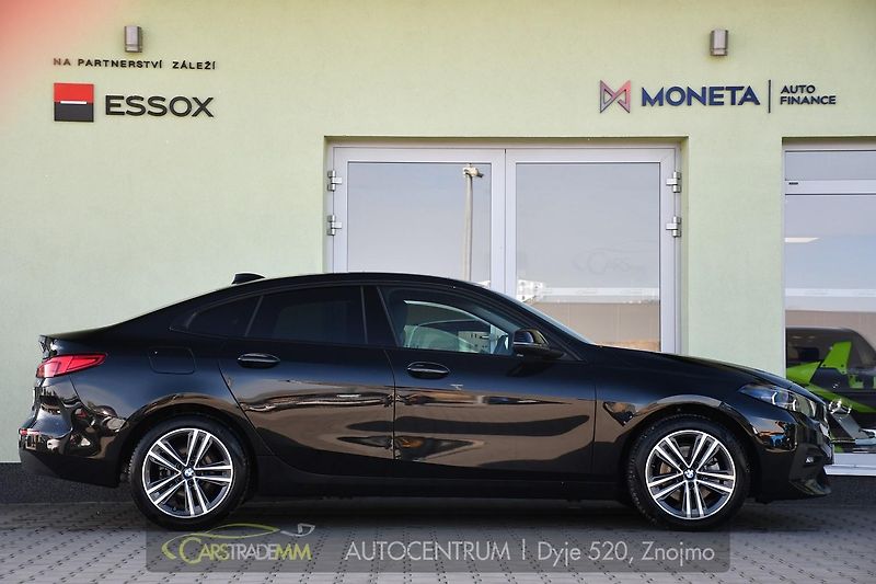 BMW Řada 2 218i ČR 1.MAJ PANO - fotka 6 z 54