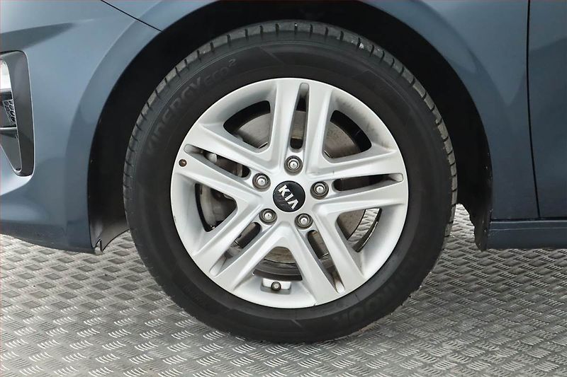 Kia Ceed (2019) 1.4 MPI, Serv.kniha, Navi - fotka 15 z 21