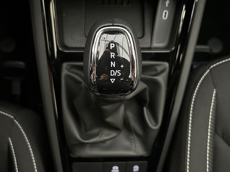 Škoda Scala 1.5 TSI Monte Carlo - fotka 14 z 28
