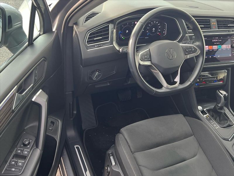 Volkswagen Tiguan Allspace 2,0 TDi 110 kW 7DSG ELEGANCE 7 - fotka 6 z 29