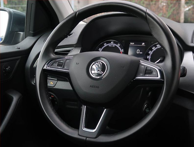 Škoda Fabia (2019) Style 1.0 TSI, ČR,1.maj - fotka 15 z 17