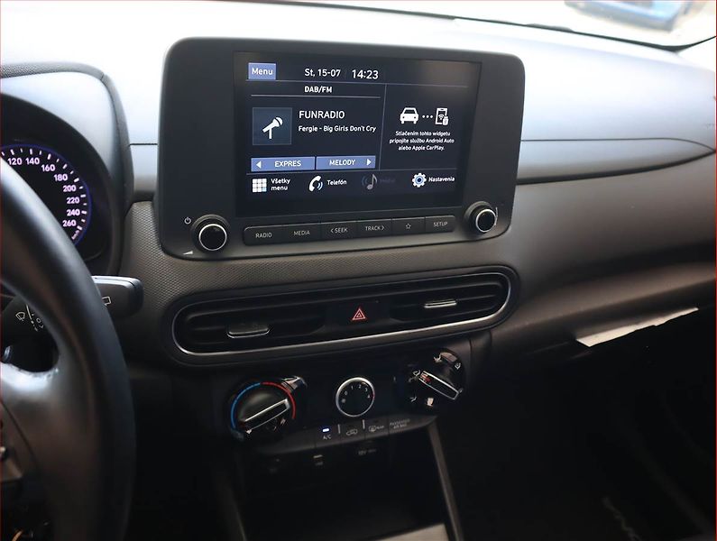 Hyundai Kona (2023) 1.0 T-GDI, Serv.kniha - fotka 12 z 18