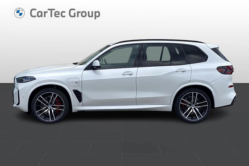 BMW X5 xDrive50e - fotka 4 z 10