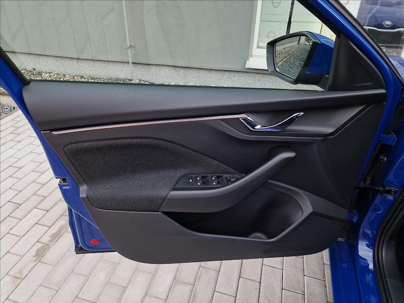 Škoda Scala 1.0 TSI 70kW Style, ČR,1.Maj. - fotka 39 z 50