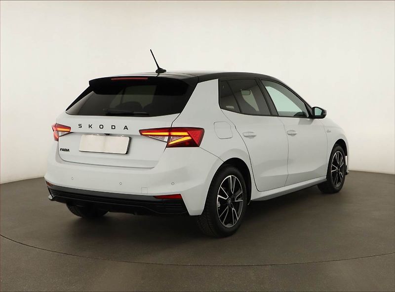 Škoda Fabia (2025) 1.0 TSI, Monte Carlo, FullLed - fotka 5 z 13
