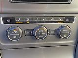 Volkswagen Golf (2015) 1.6 TDi, Lounge, bixen, navi - náhled 15