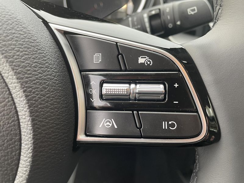 Kia Ceed SW (2025) 1,5T-GDi   SPIN 