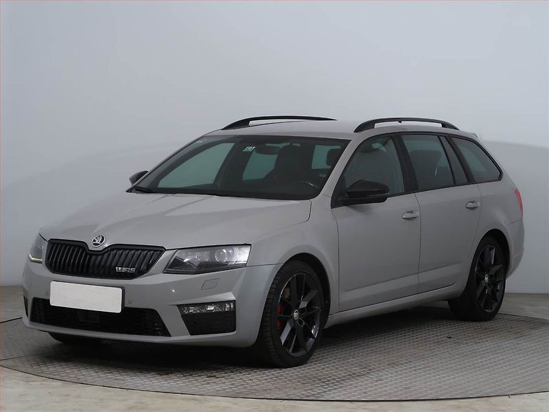 Škoda Octavia (2016) RS 2.0 TDI, Automat, Kůže - fotka 2 z 16