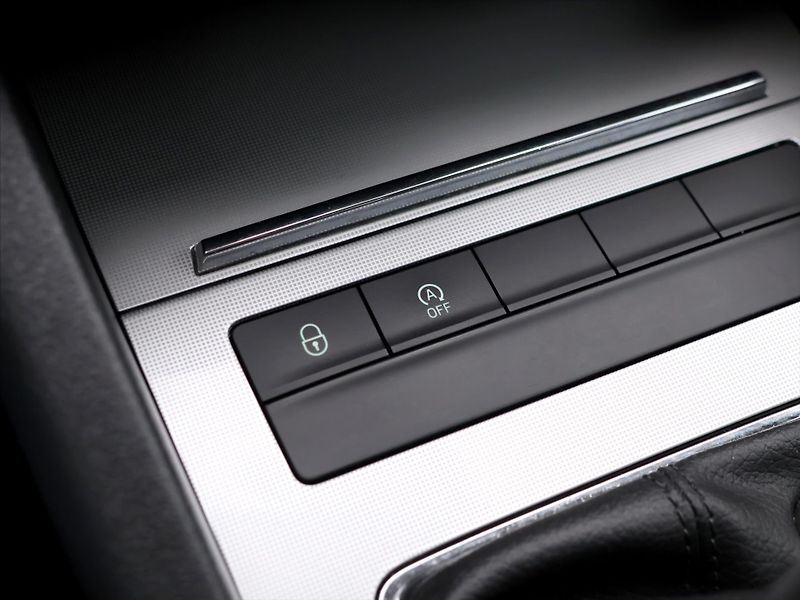 Škoda Octavia 1,6 TDI 81kW CZ Ambition Tažné - fotka 24 z 32