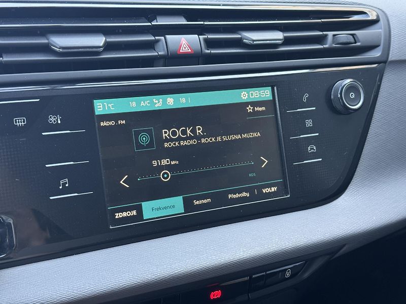 Citroën C4 Picasso (2018) 1.2 SpaceTourer PureTech tažné - fotka 34 z 44