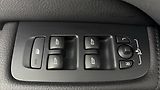 Volvo XC60 2.0 B4 AUT AWD Momentum Pro - náhled 24