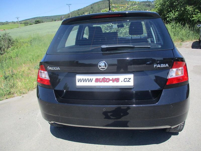 Škoda Fabia (2016) 1.2TSi ACT*BT+HF*L+Z PNEU - fotka 7 z 40