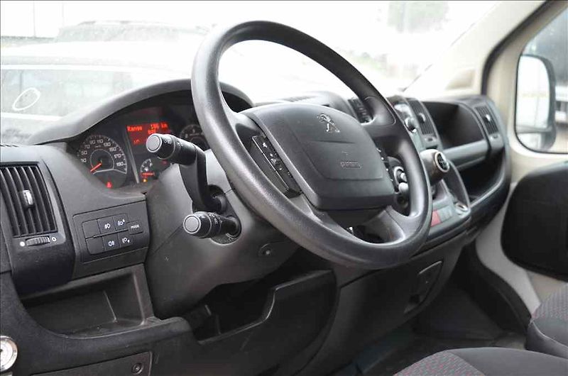 Peugeot Boxer (2017) 2,0 HDI-VALNÍK+PLACHTA - fotka 16 z 20