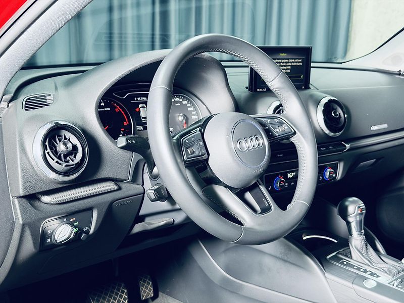 Audi A3 (2019) SPORTBACK*110kw*35TDI* - fotka 15 z 33