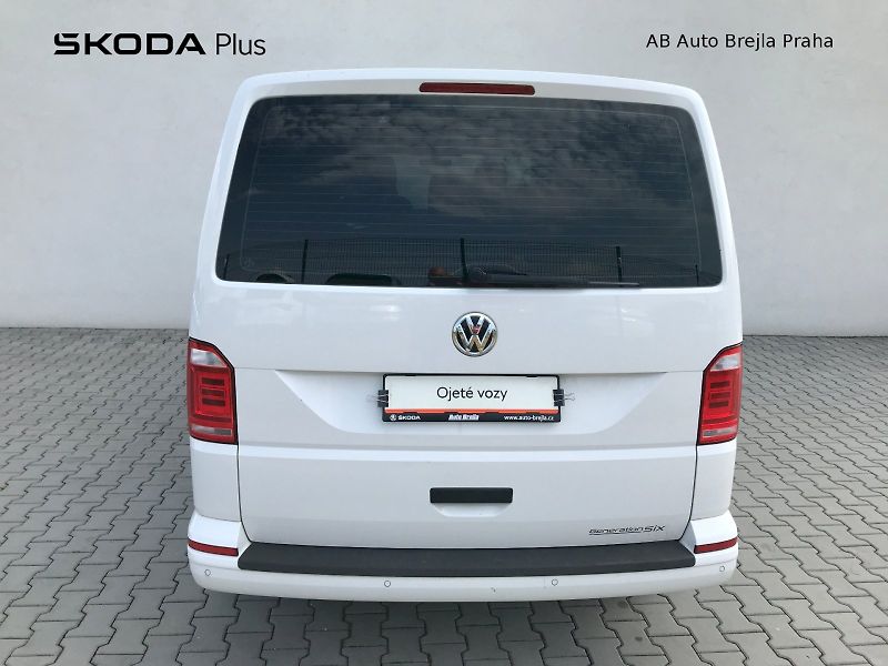 Volkswagen Multivan (2017) 2,0 TDi 110kW, Trend, 7-st.DSG - fotka 10 z 24