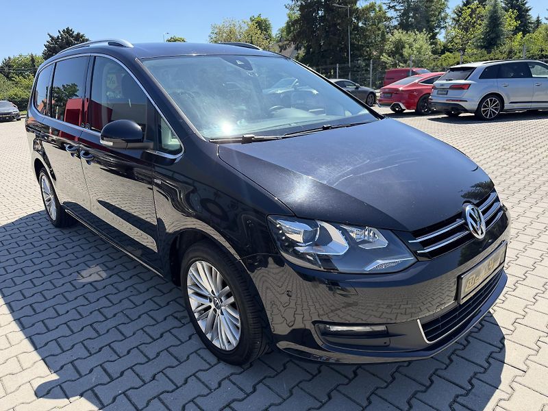 Volkswagen Sharan (2015) 2.0TDI 103kW DSG 7M EL. DVĚŘE - fotka 11 z 41