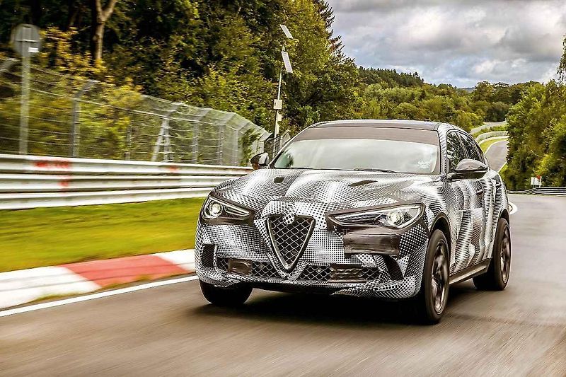 Alfa Romeo Stelvio Quadrifoglio na Nürburgringu.