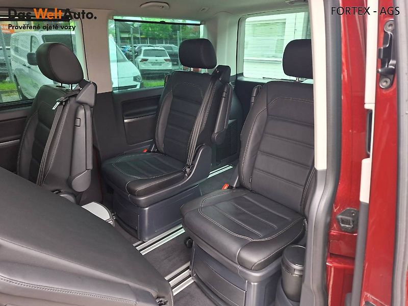Volkswagen Multivan (2019) Highline,2.0 TDI,146kW,DSG,4Mo - fotka 24 z 35