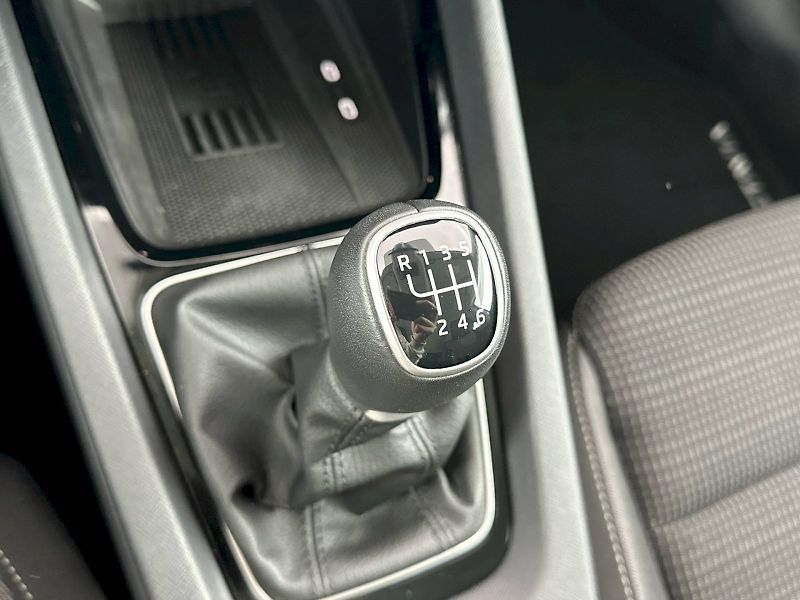 Škoda Octavia (2025) Combi 1.5TSI 110kW Selection - fotka 20 z 26