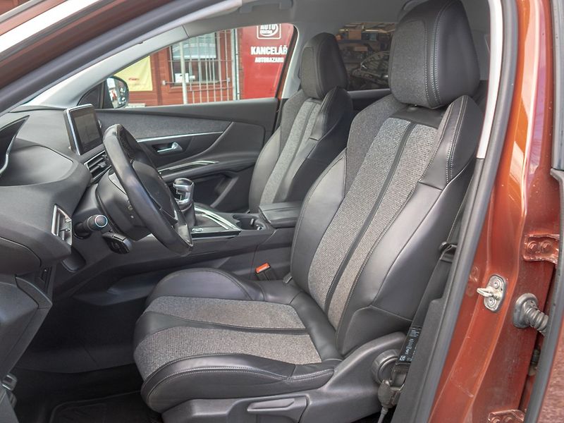 Peugeot 3008 (2018) ČR 1.6HDI 88KW – NAVIGACE - fotka 20 z 55