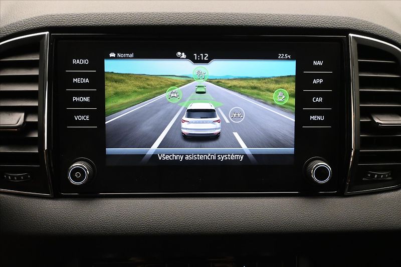 Škoda Karoq 1,5 TSI 110kW DSG Style Záruka - fotka 19 z 31