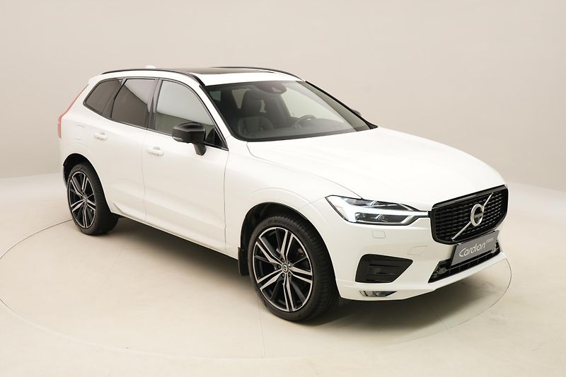 Volvo XC60 B6 AWD R-DESIGN AUT  - fotka 17 z 52
