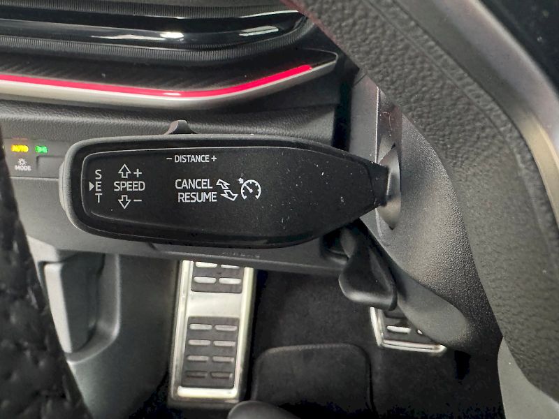 Škoda Superb (2025) SportLine 2.0 TDI/ 142 kW DSG7 - fotka 13 z 30