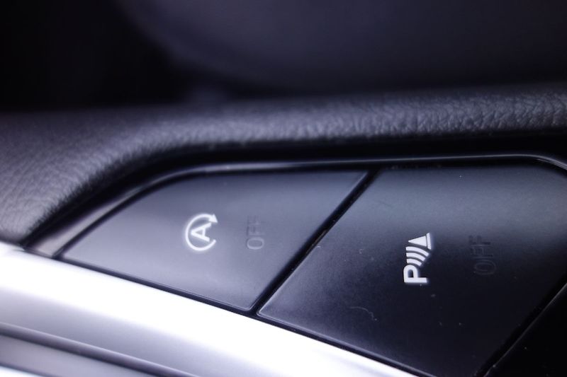 Ford Mondeo (2016) 2,0TDCi 110 kW ! Pěkný !! - fotka 21 z 26