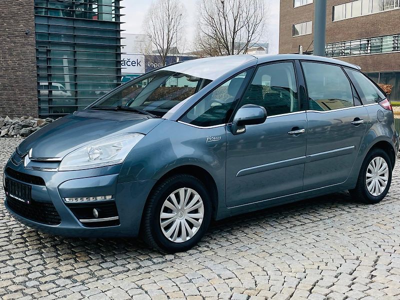 Citroën C4 Picasso 1.6i 88KW MANUÁL LED SENZORY - fotka 4 z 44