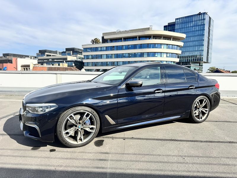 BMW Řada 5 M550i xDrive nez.topení  - fotka 2 z 34