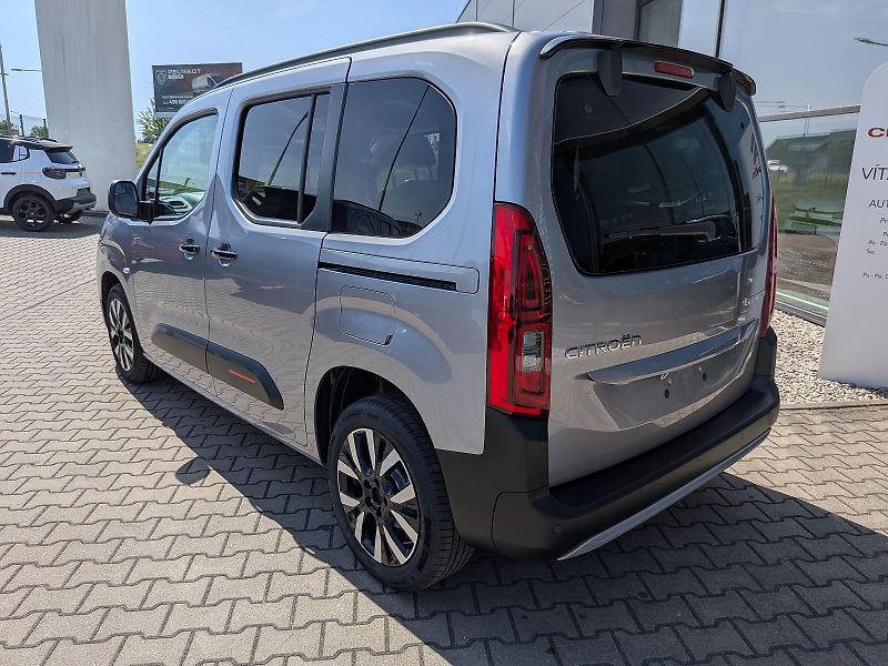 Citroën Berlingo (2026) MAX Diesel 130k Manual - fotka 6 z 12