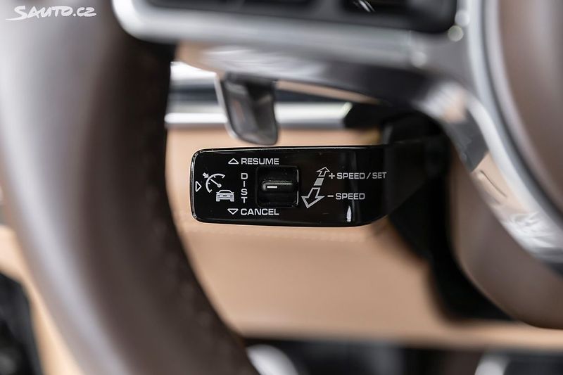 Porsche Panamera Turbo S E-Hybrid*CZ*záruka - fotka 29 z 41