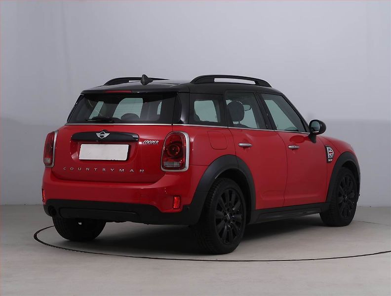 Mini Countryman (2017) Cooper, Automat, Park. senzory - fotka 5 z 19