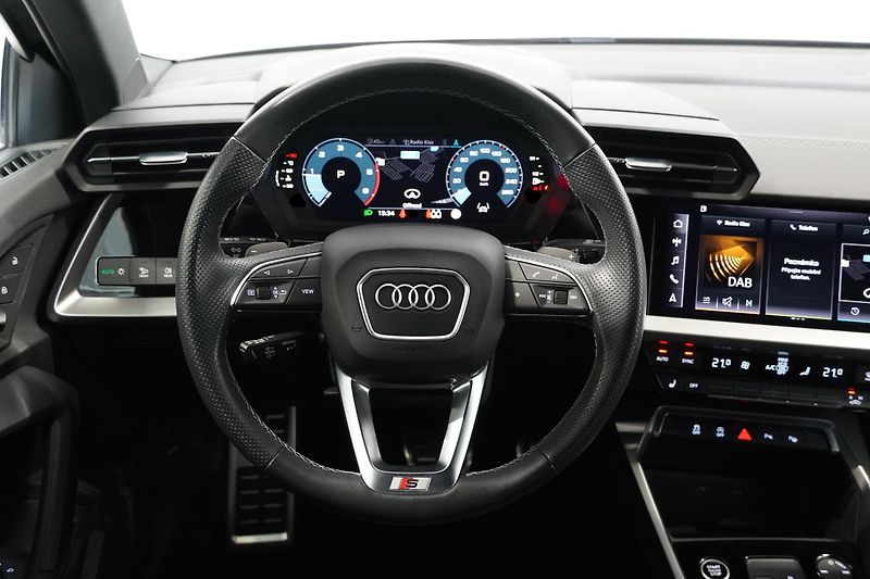 Audi A3 2.0TDI,110kW,S-LINE,ČR,DPH,ACC - fotka 20 z 31