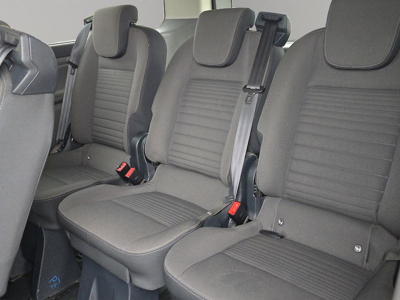 Ford Tourneo Custom (2020) 2.0 EcoBlue MHEV 136kW, 1. Maj - fotka 21 z 22