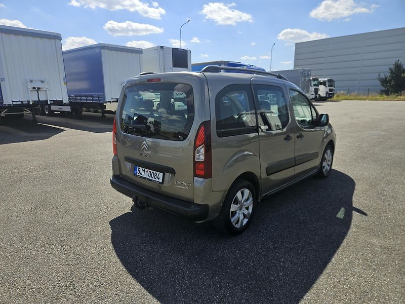 Citroën Berlingo 1,6 HDI 84 kW tažné, nez. top. - fotka 4 z 19