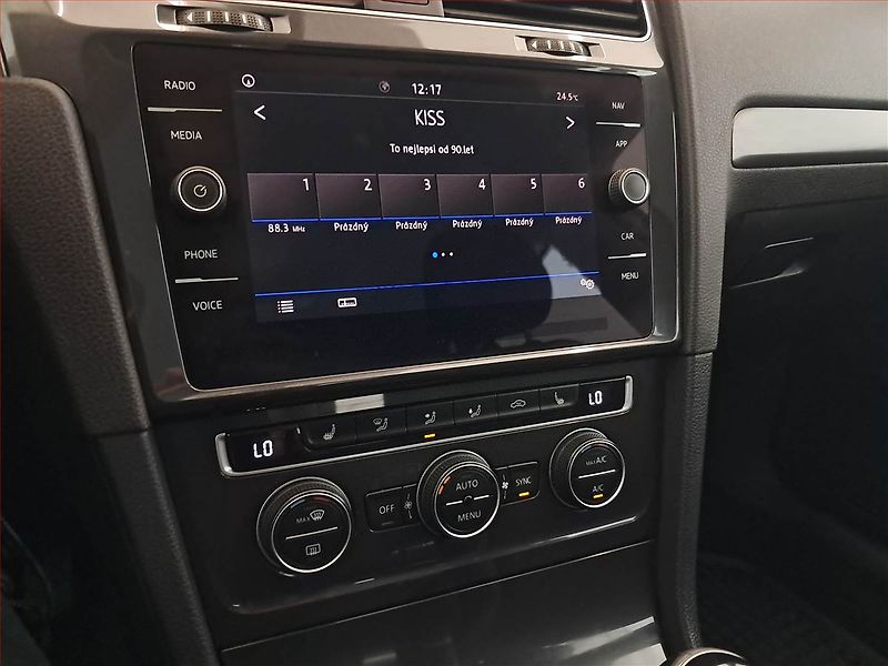 Volkswagen Golf (2018) Comfortline 1.5 TSI - fotka 12 z 17
