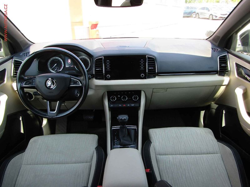 Škoda Karoq (2018) 1.6TDi, ČR, Style, DSG, TZ - fotka 8 z 17
