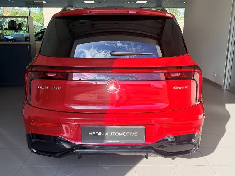 Mercedes-Benz GLB (2026) 350 4MATIC s technologií EQ - fotka 4 z 6