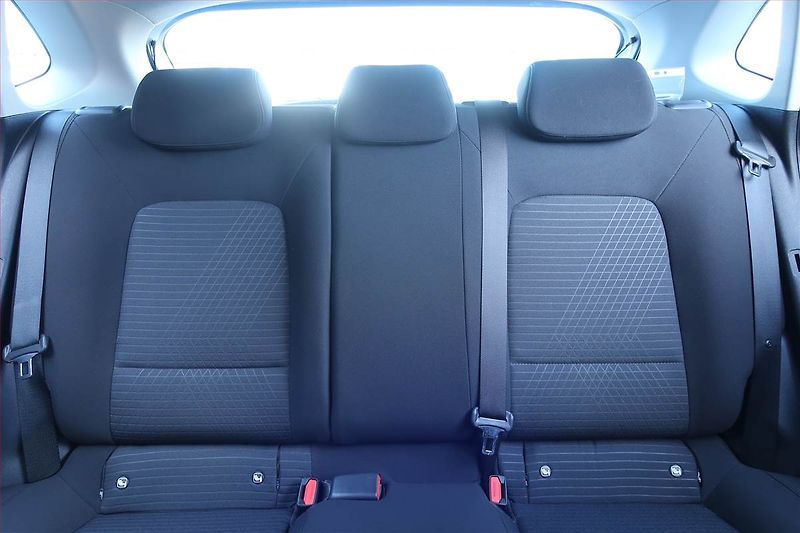 Hyundai i20 (2023) 1.2 MPI, Serv.kniha, Tempomat - fotka 10 z 20