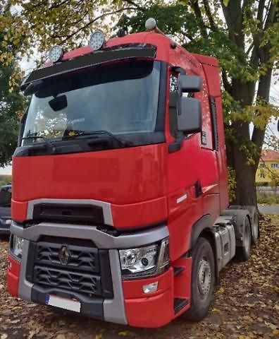 Renault (2017) T520 hydr 6x2 retarder - fotka 1 z 3