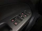 Volkswagen Touran (2006) 1.9 TDI, Automat, 7 míst - náhled 16