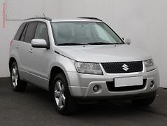Suzuki Grand Vitara (2008) 2.0i 4x4, AC - fotografie inzerátu