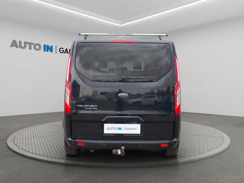 Ford Tourneo Custom (2019) 2.0 96kW, ČR, L2, TZ, nezávisl - fotka 6 z 24