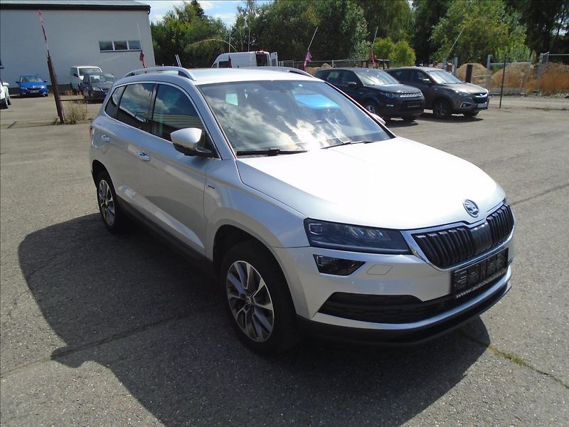 Škoda Karoq 1,0 - fotka 1 z 26